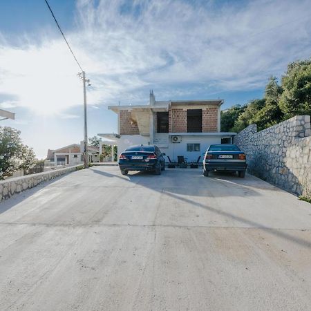 Apartmani Vittoria Bar Bagian luar foto